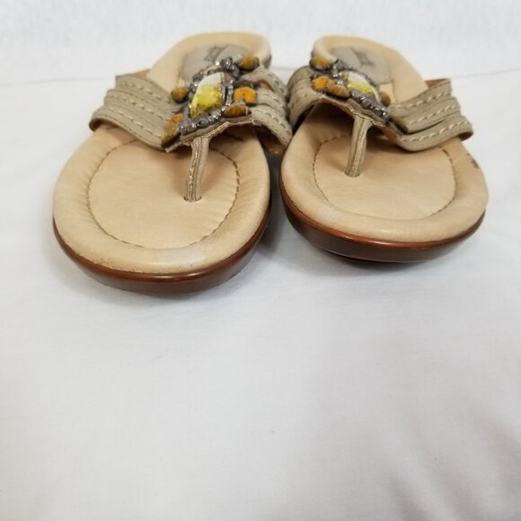 EARTH Slip-On Rhinestone and Stud Strappy Low Heel Sandals Khaki Size 7 ~ 4354 - Picture 3 of 12